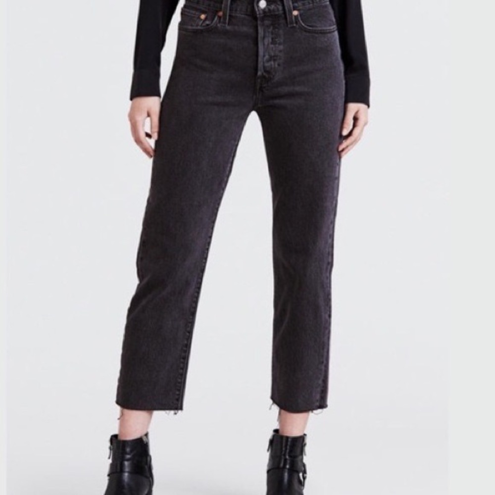 Levi’s Raw Hem Wedgie Jeans